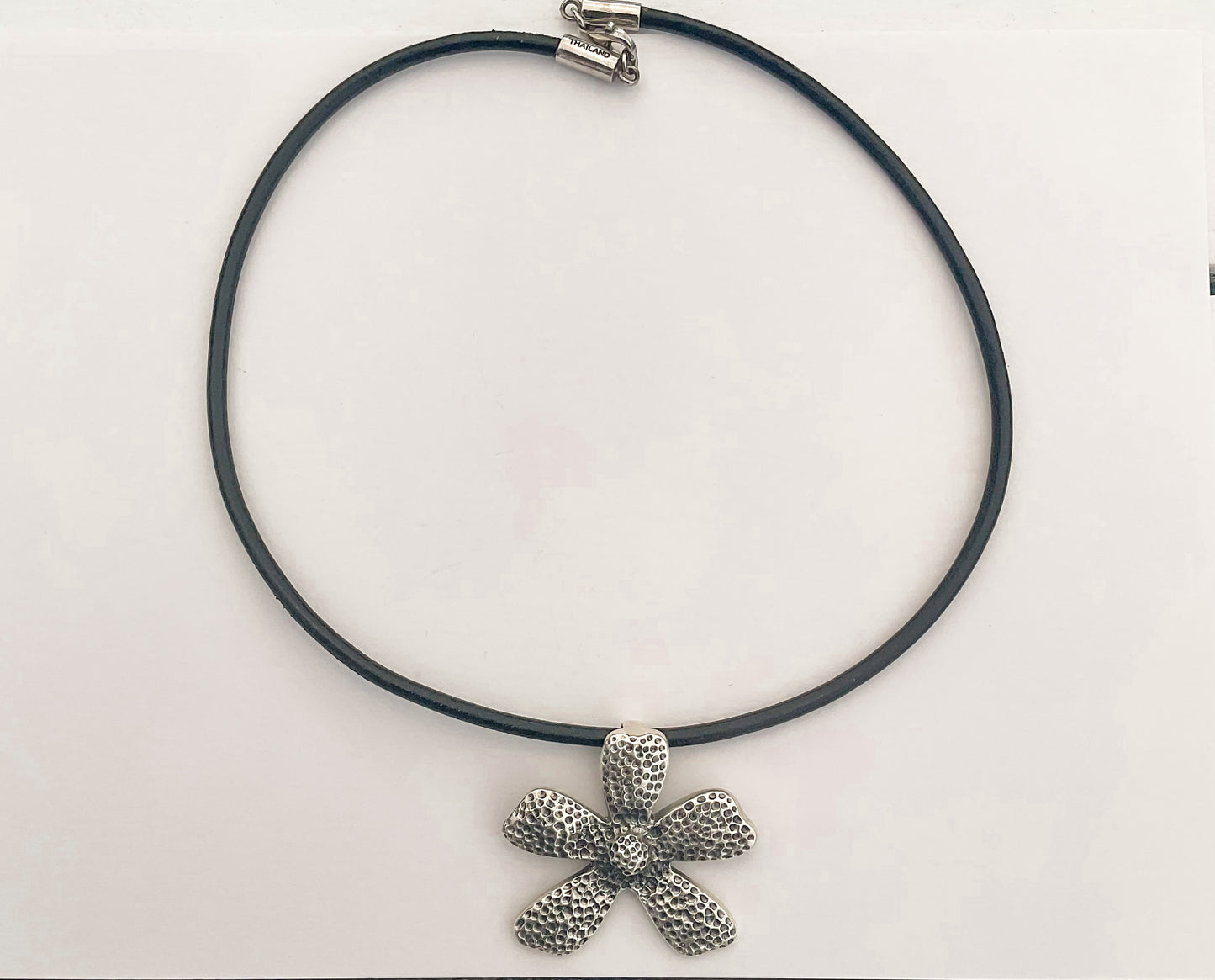 Silver Flower Pendant Necklace