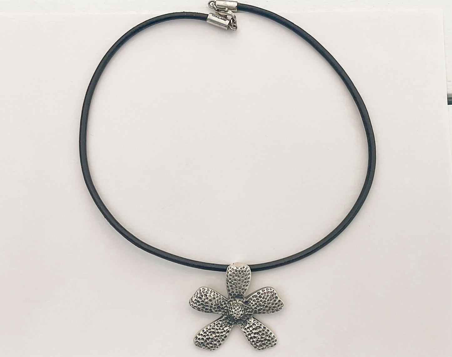 Silver Flower Pendant Necklace