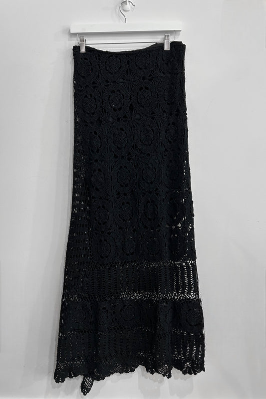 knit black maxi skirt